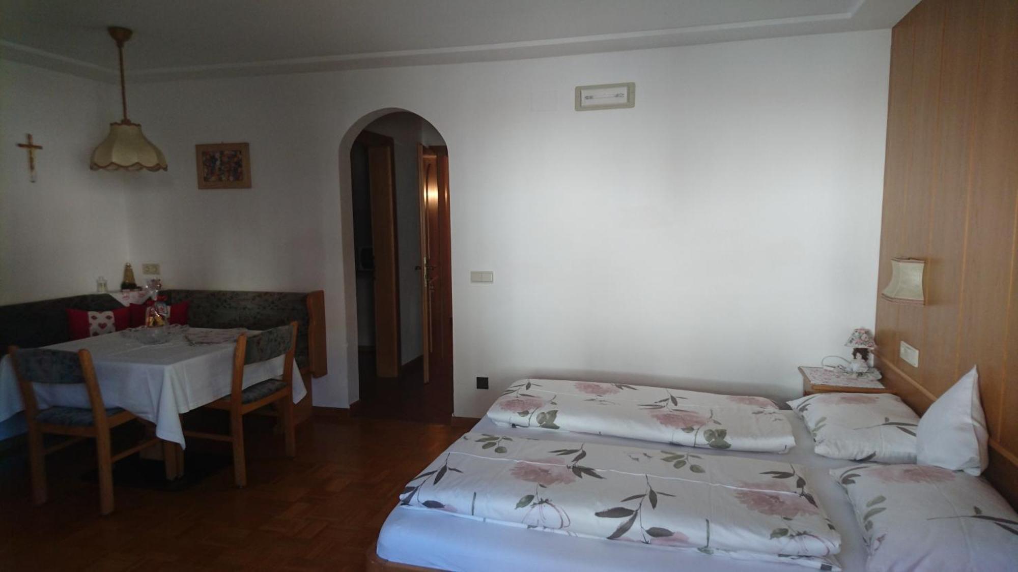 Residence Ploner San Cassiano  Rom bilde