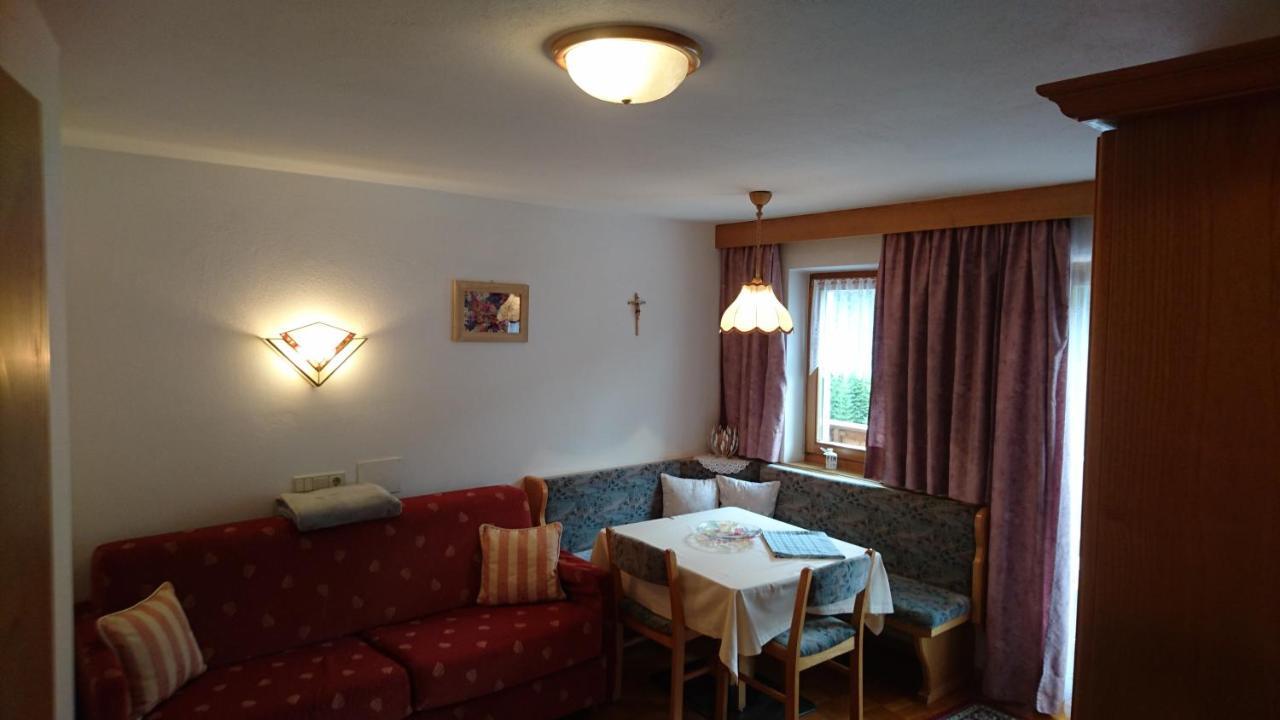 Residence Ploner San Cassiano  Eksteriør bilde